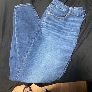 American eagle darker wash jeans (no holes)